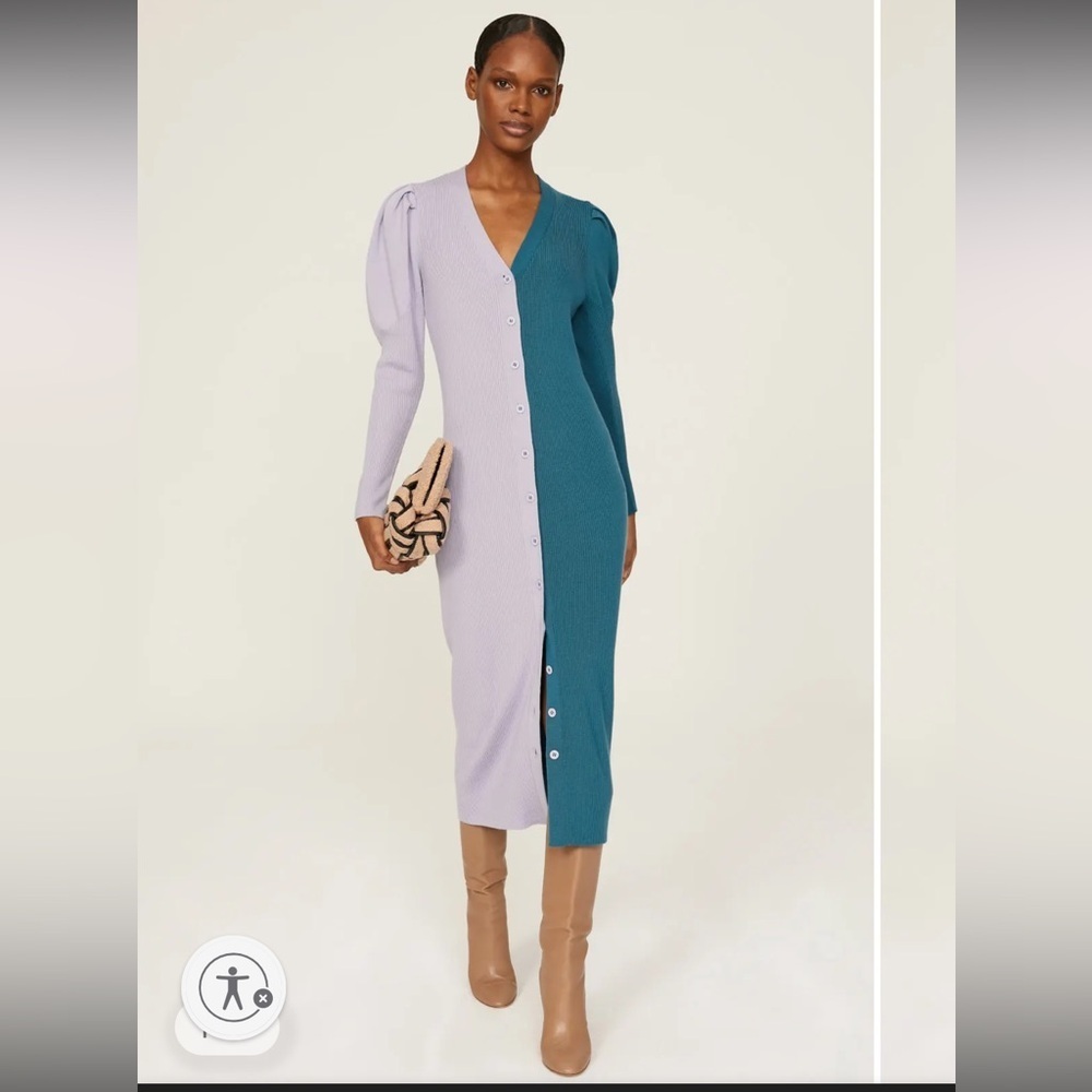 BUSAYO Rib Sweater Dress
Busayo x RTR Two-Tone Midi Dress Size Large NWOT